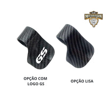 Carregar imagem no visualizador da galeria, acelerador auxiliar de moto;
apoio de pulso para moto;
controle de cruzeiro moto;
cruise control moto;
punho de acelerador moto;
acelerador universal moto;
acelerador moto viagem;
descanso de punho moto;
ajuda para manter velocidade constante na moto;