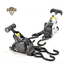 Carregar imagem no visualizador da galeria, cinta com catraca;
cinta para amarração de carga;
cinta para moto;
correia para carga;
catraca de amarração;
cinta com catraca retrátil;
cinta para prender moto;
cinta para carro;
cinta de fixação de carga;
fita com catraca;
correia retrátil com catraca para moto;
cinta automática para transporte de carga;
cinta com catraca para prender moto em caçamba;
correia de fixação para bagageiro de carro;