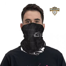 Carregar imagem no visualizador da galeria, balaclava GS;
neck gaiter;
bandana moto;
máscara para motociclista;
protetor de pescoço moto;
lenço multifuncional;
lenço tubular nariz e pescoço;
protetor de pescoço inverno;
lenço GS para motociclista;
lenço tubular estampa GS