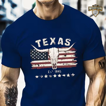 Carregar imagem no visualizador da galeria, camiseta masculina estampa;
camiseta caveira masculina;
camiseta texas masculina;
camiseta touro masculino;
camiseta country masculina;
camiseta western masculina;
camiseta estilo americano;
camiseta com estampa de caveira;
camiseta masculina casual;
camiseta estampa touro longhorn;
camiseta masculina estilo country texas;
camiseta masculina caveira western;