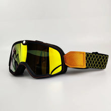 Carregar imagem no visualizador da galeria, óculos retrô para motocicleta;
óculos para moto vintage;
óculos retrô moto;
óculos motocross retrô;
óculos café racer;
óculos para moto com proteção uv;
óculos para motocross;
óculos para trilha moto;
óculos para atv;
óculos para mtb;
óculos de proteção para moto;
óculos com lente de policarbonato;
óculos com proteção solar uv;
óculos para capacete;