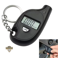 Carregar imagem no visualizador da galeria, medidor de pressão de pneus;
medidor digital de pressão de pneus;
medidor de pressão pneus carro;
medidor de pressão pneus moto;
manômetro digital para pneus;
medidor de pressão portátil para pneus;
dispositivo de pressão de pneus;
