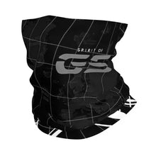 Carregar imagem no visualizador da galeria, balaclava GS;
neck gaiter;
bandana moto;
máscara para motociclista;
protetor de pescoço moto;
lenço multifuncional;
lenço tubular nariz e pescoço;
protetor de pescoço inverno;
lenço GS para motociclista;
lenço tubular estampa GS
