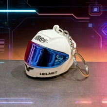 Carregar imagem no visualizador da galeria, Chaveiro Mini Capacete LED NightRider
